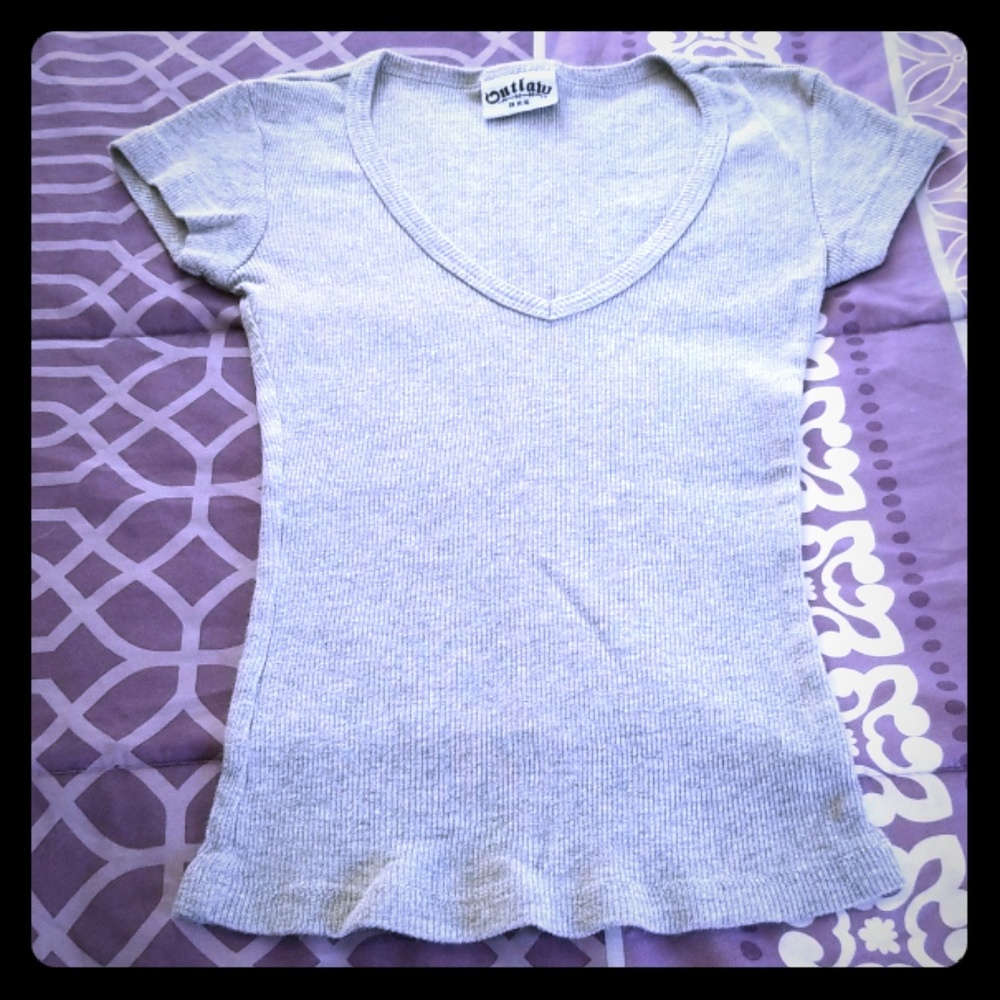 Light grey v-neck T-shirt